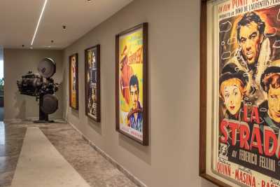 Bitonto, quel condominio che ricorda un vecchio cinema scomparso: � "Amarcord"